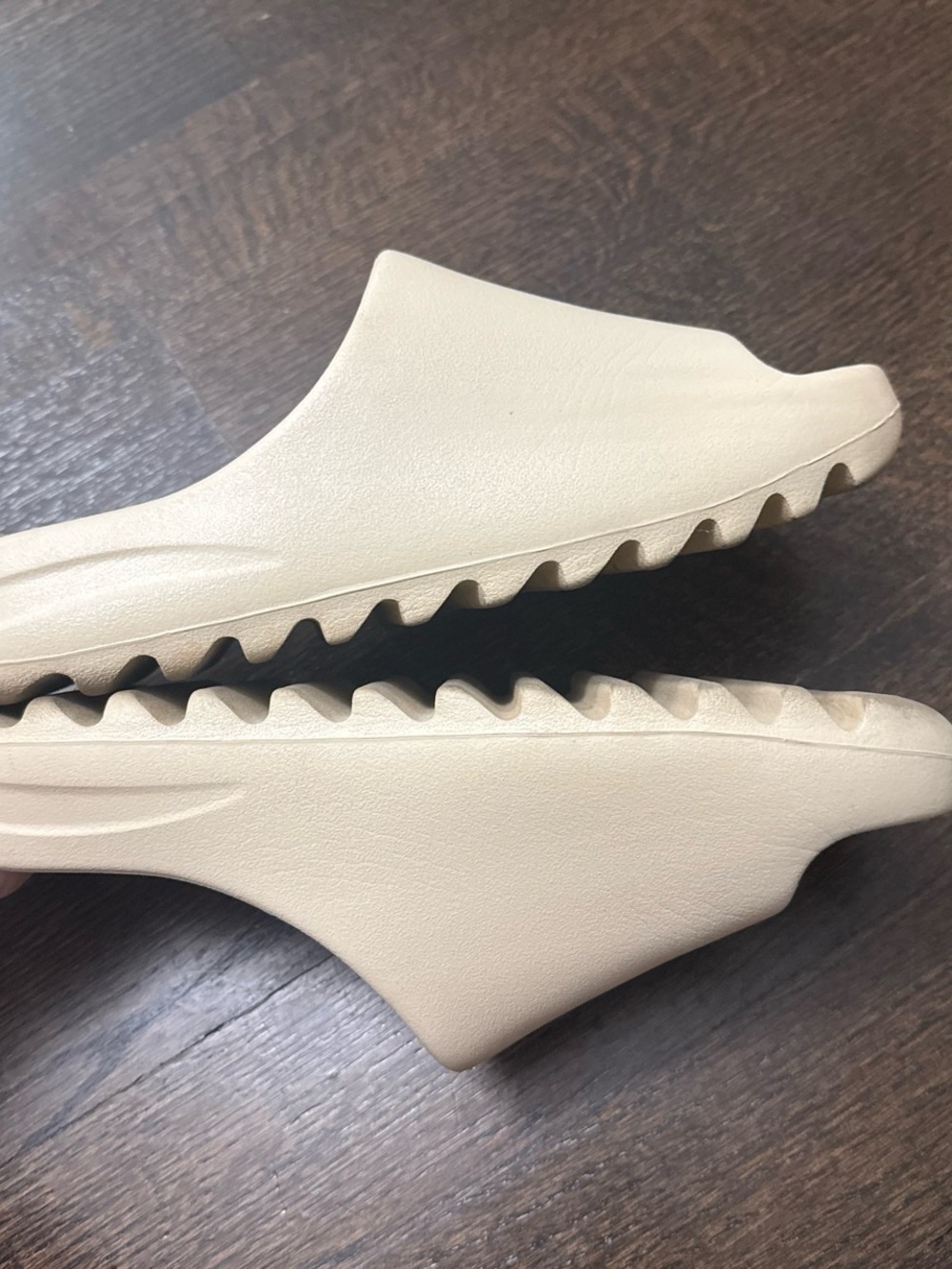 Authentic Yeezy Slides - Picture 3 of 6
